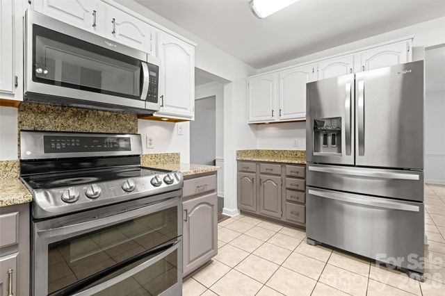 13110 Graymist Drive, Charlotte, NC 28215