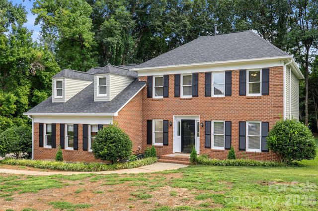 13110 Graymist Drive, Charlotte, NC 28215