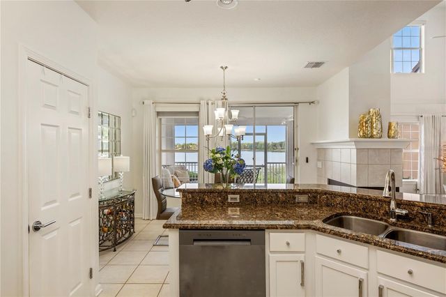 7420 CYPRESS GROVE ROAD 132, Orlando, FL 32819