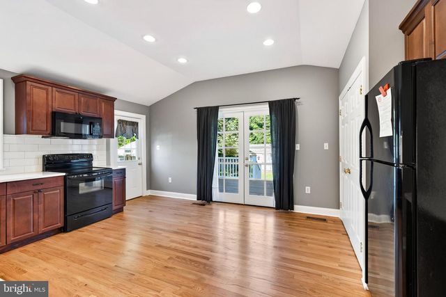 448 RADNOR ST, Media, PA 19063