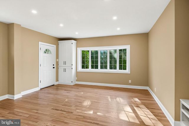 448 RADNOR ST, Media, PA 19063