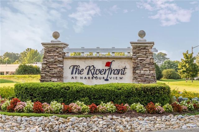 3395 Village Square PL, Suffolk, VA 23435