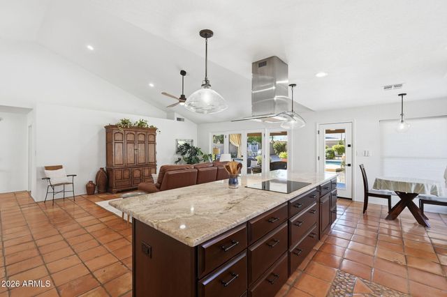 5600 W GERONIMO Street, Chandler, AZ 85226