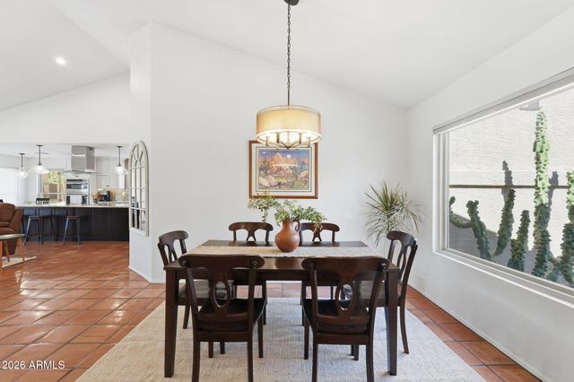 5600 W GERONIMO Street, Chandler, AZ 85226