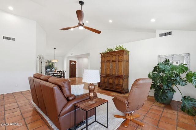 5600 W GERONIMO Street, Chandler, AZ 85226