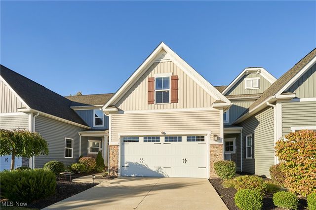 3164 Old Mill Drive, Cuyahoga Falls, OH 44223