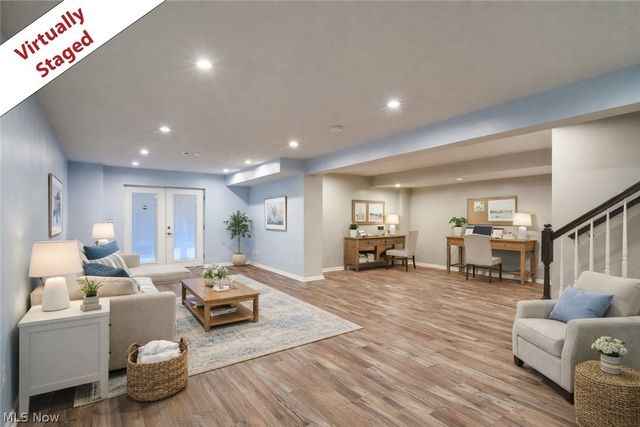 3164 Old Mill Drive, Cuyahoga Falls, OH 44223