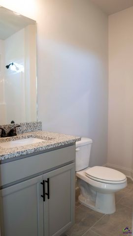 123 Alton Tucker Sr Blvd, Bonaire, GA 31005