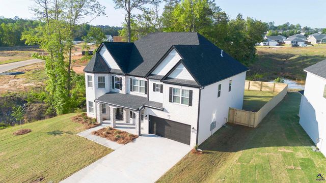 123 Alton Tucker Sr Blvd, Bonaire, GA 31005