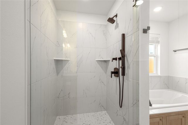 400 Bronco Street, Centerton, AR 72719