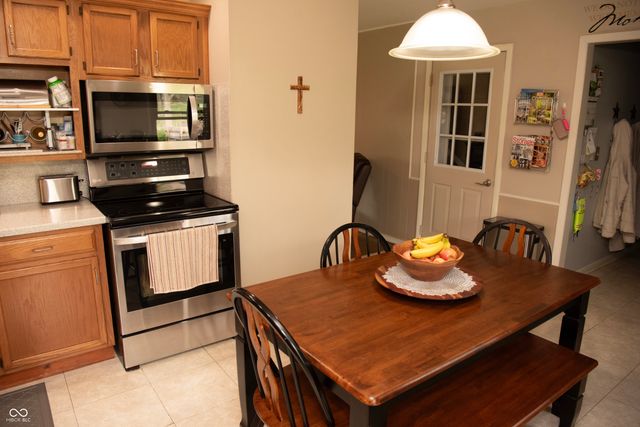 222 Westlea Drive, Westfield, IN 46074