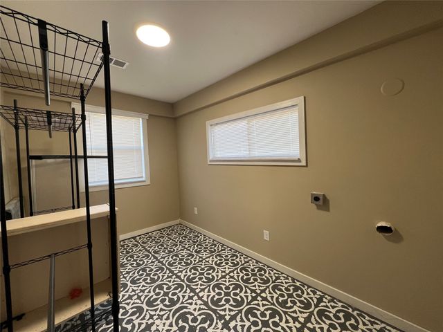 2416 Broadway Drive, Bossier City, LA 71111