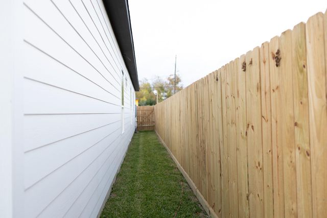 3909 Maggie Street, Houston, TX 77051