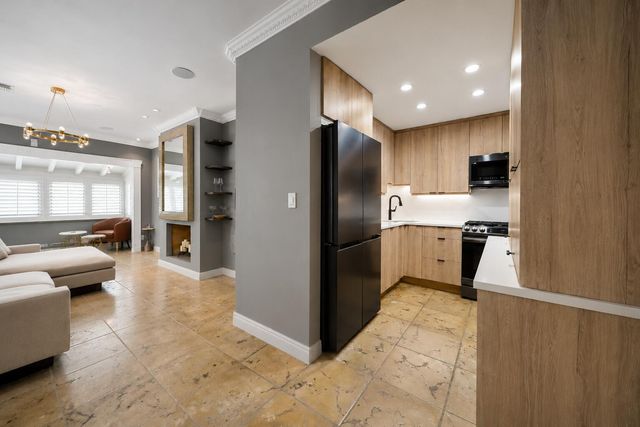 1523 SE 2nd Court, Fort Lauderdale, FL 33301