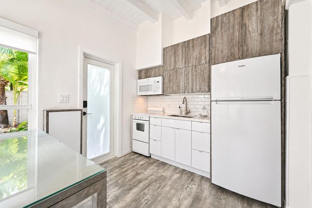 1523 SE 2nd Court, Fort Lauderdale, FL 33301
