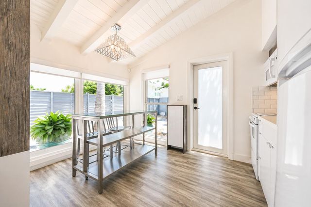 1523 SE 2nd Court, Fort Lauderdale, FL 33301