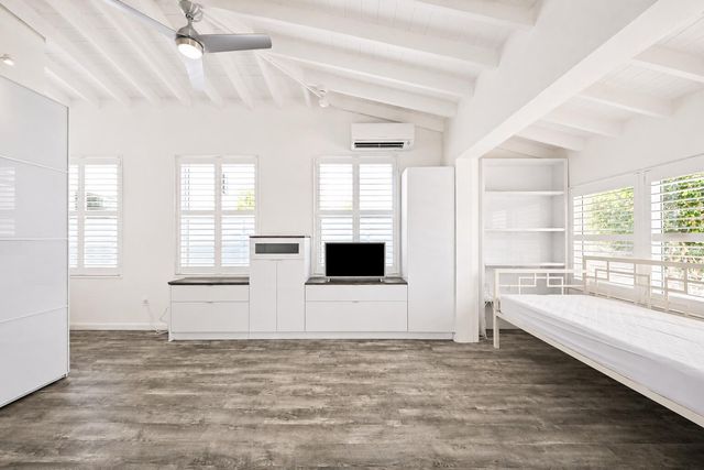 1523 SE 2nd Court, Fort Lauderdale, FL 33301