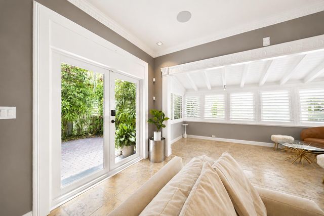 1523 SE 2nd Court, Fort Lauderdale, FL 33301