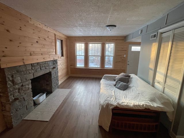 3323 Charles Court, Island Lake, IL 60042