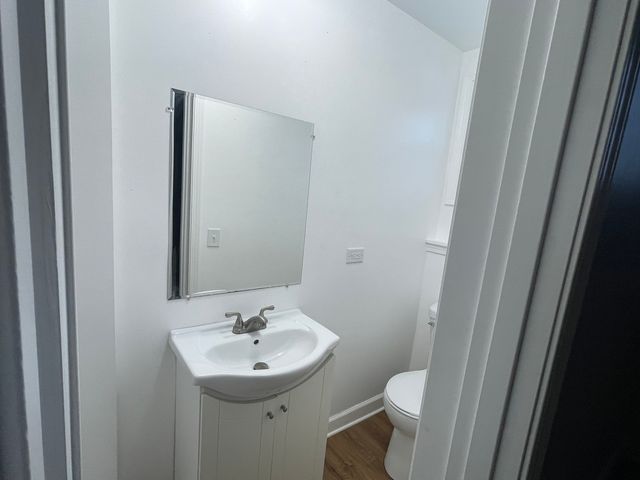 3323 Charles Court, Island Lake, IL 60042