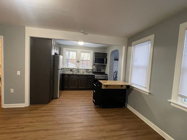 3323 Charles Court, Island Lake, IL 60042