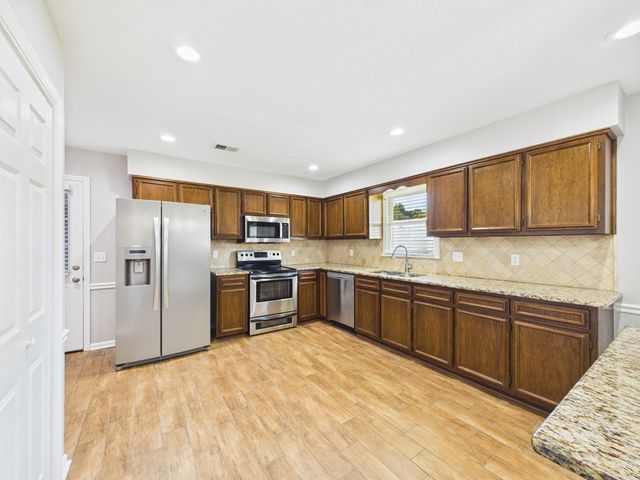 913 Lismore Drive, Columbus, GA 31904