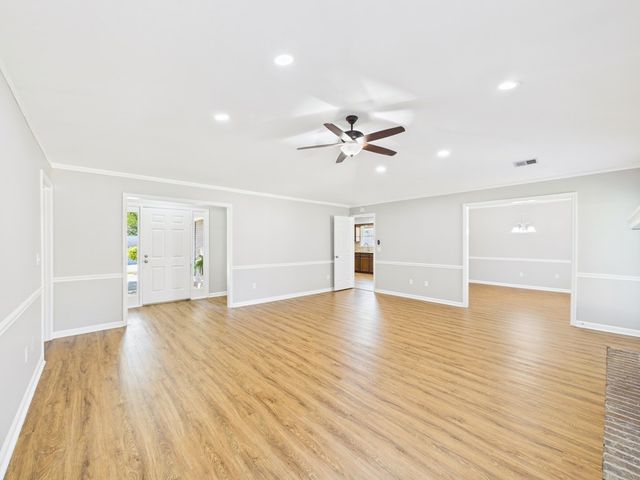 913 Lismore Drive, Columbus, GA 31904