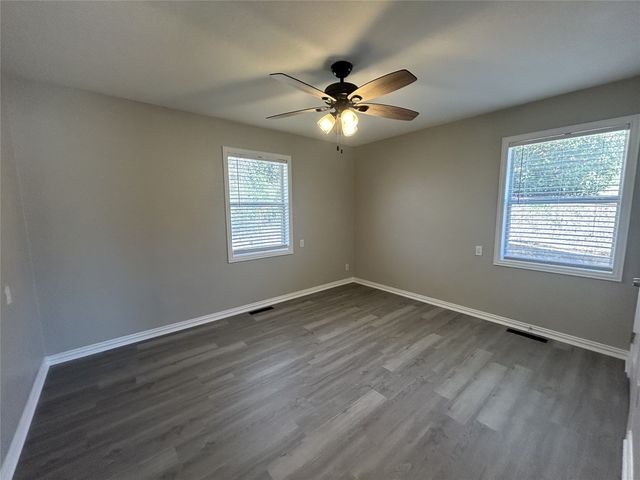 6406 Waynewood Court, Fort Worth, TX 76135