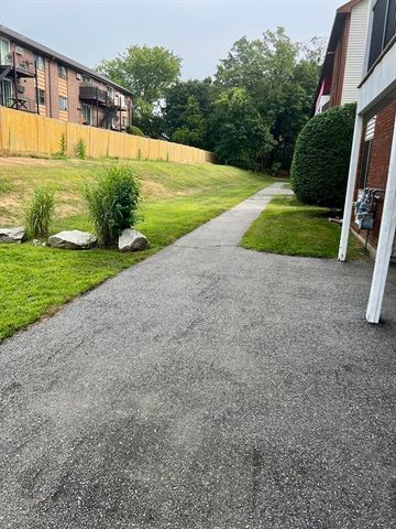 2410 Skyline Drive 7, Lowell, MA 01854