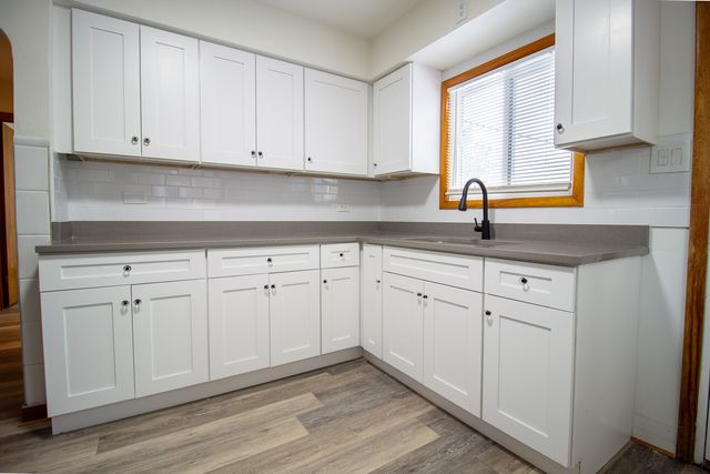 212 E 142nd Place, Dolton, IL 60419