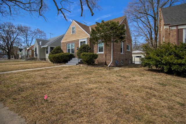 212 E 142nd Place, Dolton, IL 60419