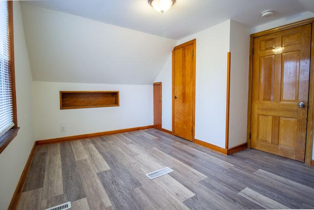 212 E 142nd Place, Dolton, IL 60419