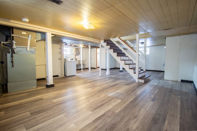 212 E 142nd Place, Dolton, IL 60419