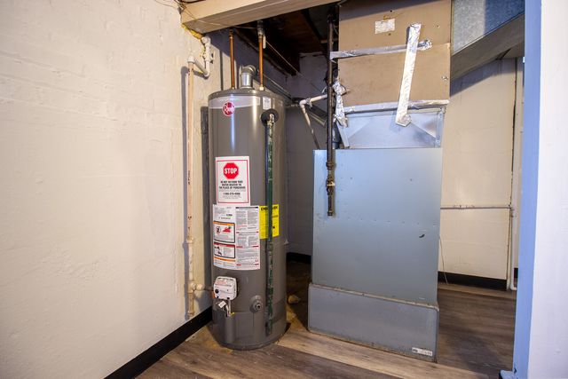 212 E 142nd Place, Dolton, IL 60419