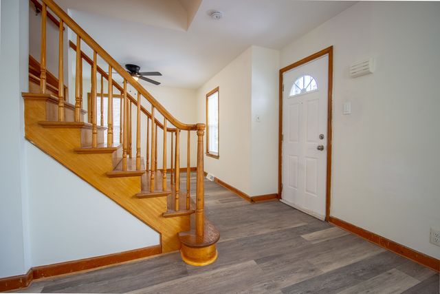 212 E 142nd Place, Dolton, IL 60419