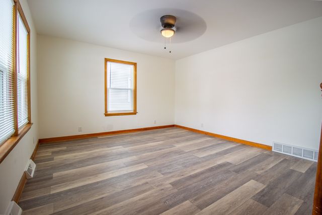 212 E 142nd Place, Dolton, IL 60419