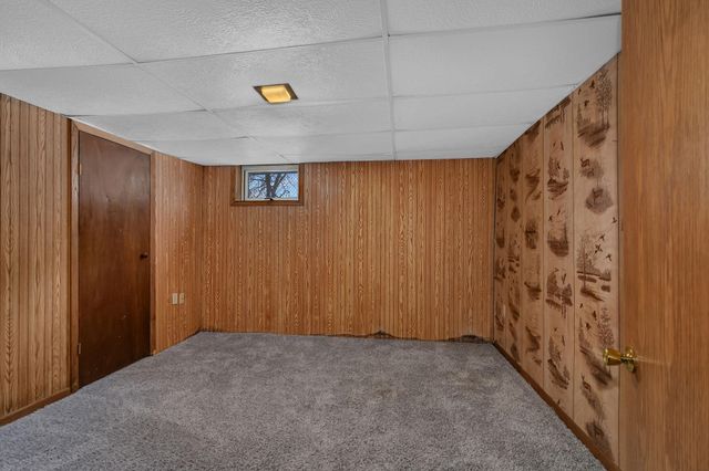 1031 17th Avenue N, Saint Cloud, MN 56303