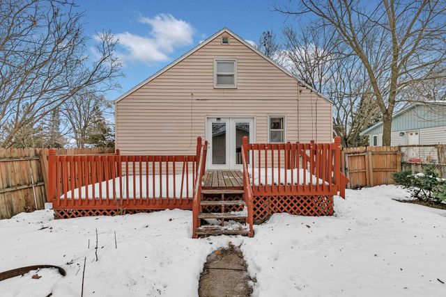 1031 17th Avenue N, Saint Cloud, MN 56303