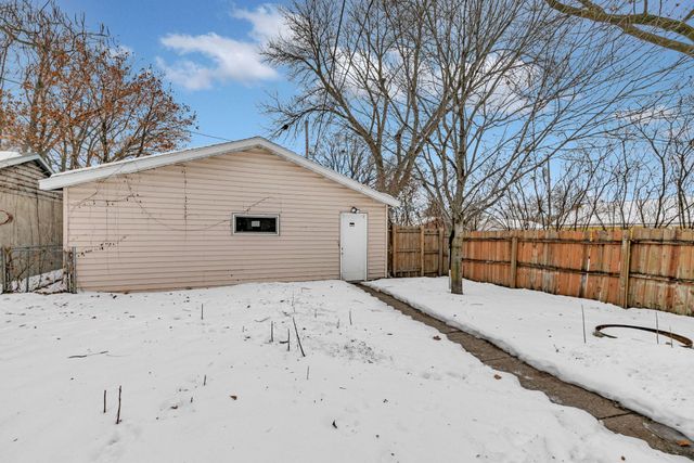 1031 17th Avenue N, Saint Cloud, MN 56303