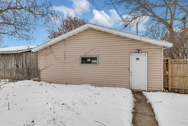 1031 17th Avenue N, Saint Cloud, MN 56303