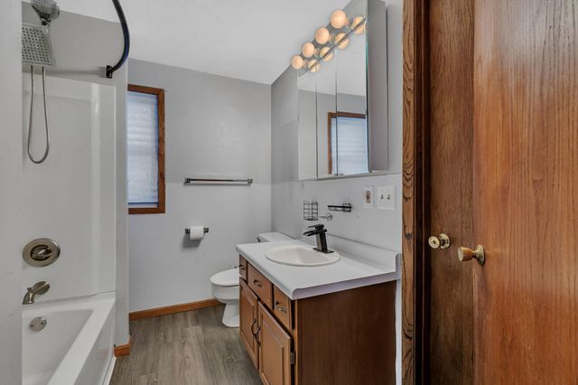 1031 17th Avenue N, Saint Cloud, MN 56303