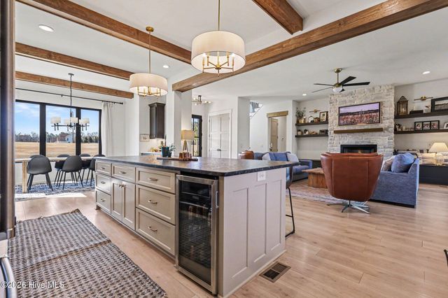 7839 Raleigh Road, Benson, NC 27504