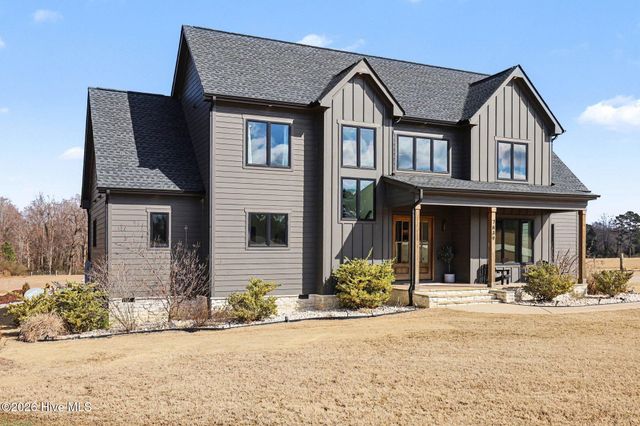 7839 Raleigh Road, Benson, NC 27504