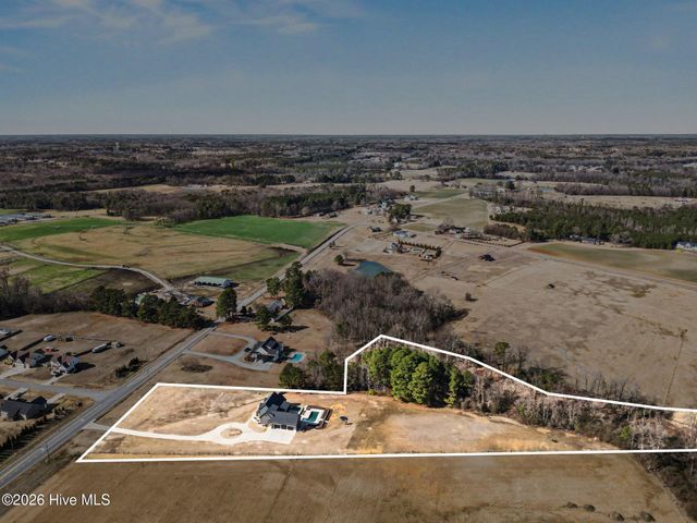 7839 Raleigh Road, Benson, NC 27504