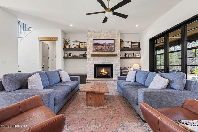 7839 Raleigh Road, Benson, NC 27504