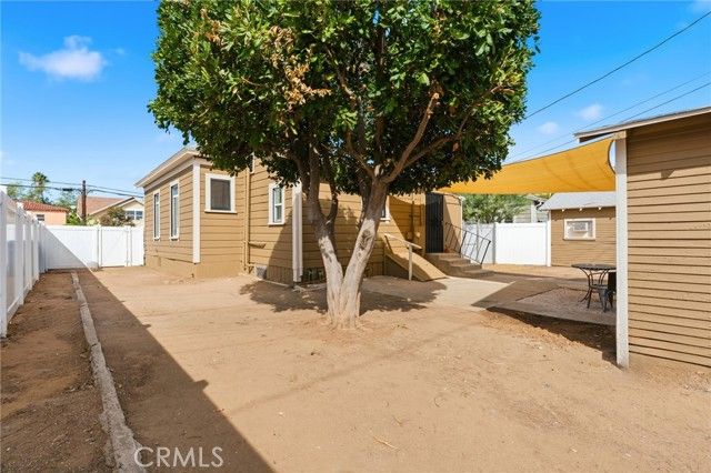 3756 Locust, Riverside, CA 92501