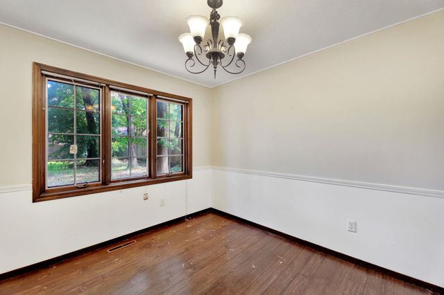 1400 E Evergreen Lane, Derby, KS 67037