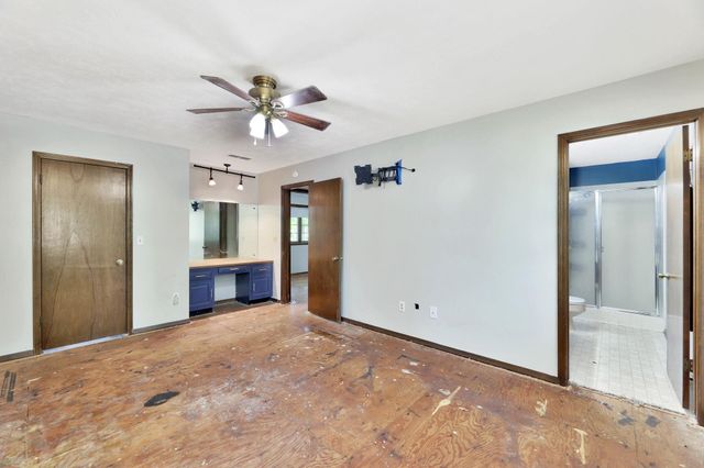 1400 E Evergreen Lane, Derby, KS 67037