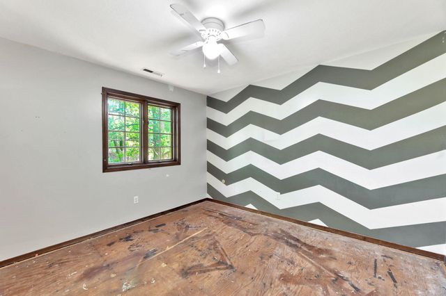 1400 E Evergreen Lane, Derby, KS 67037