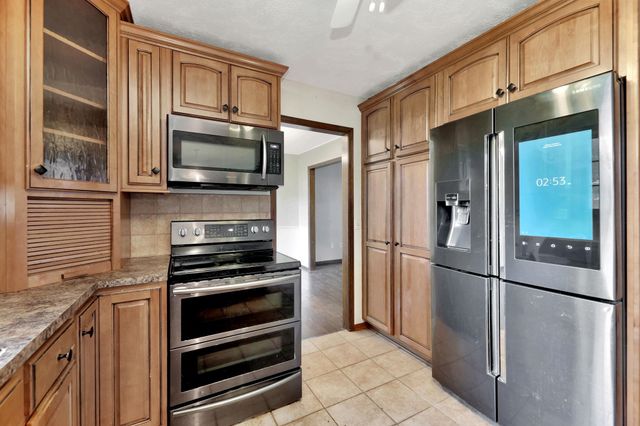 1400 E Evergreen Lane, Derby, KS 67037